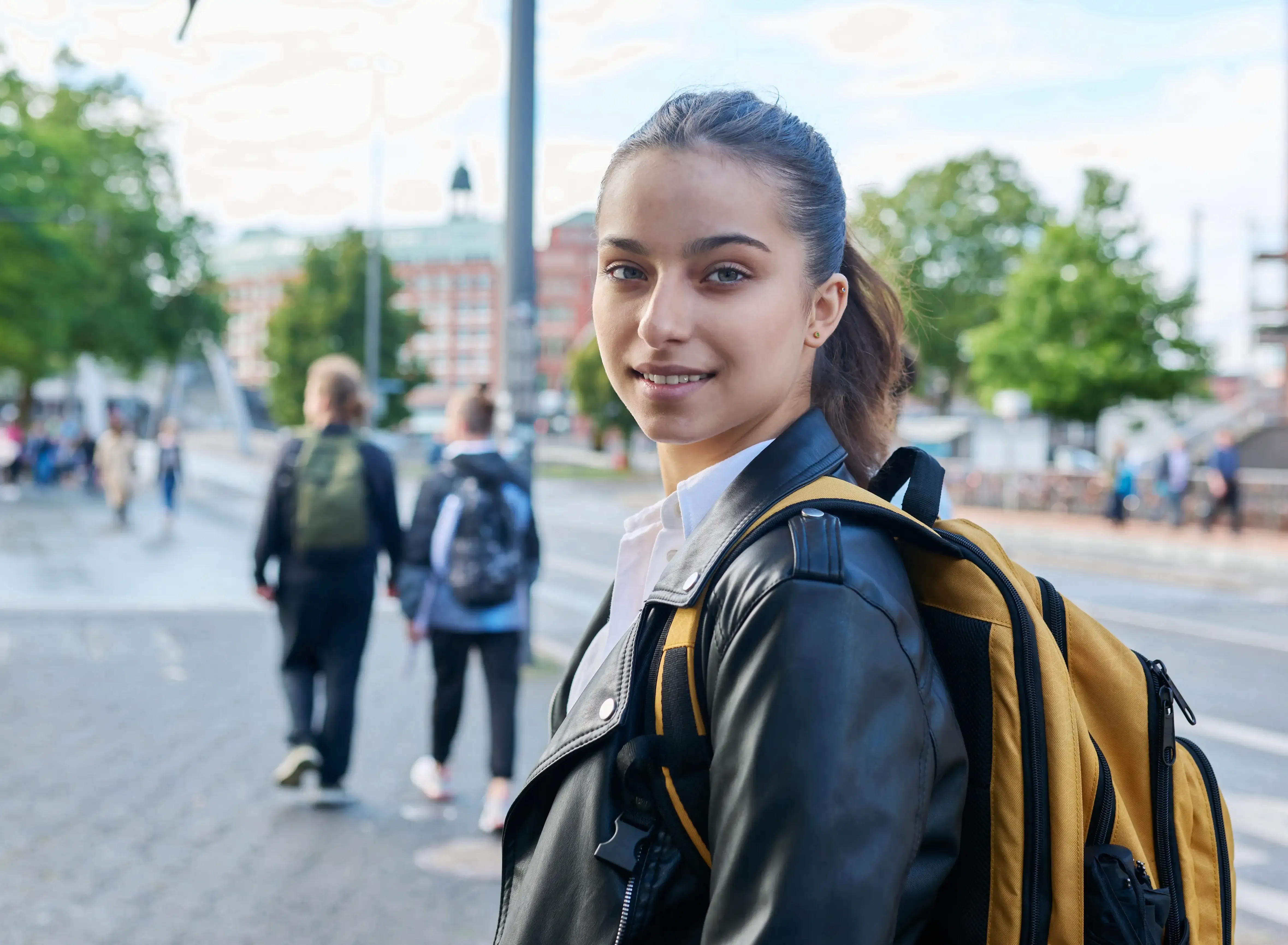 Ilustración para: ¿Por qué vivir una experiencia internacional en UTEG?